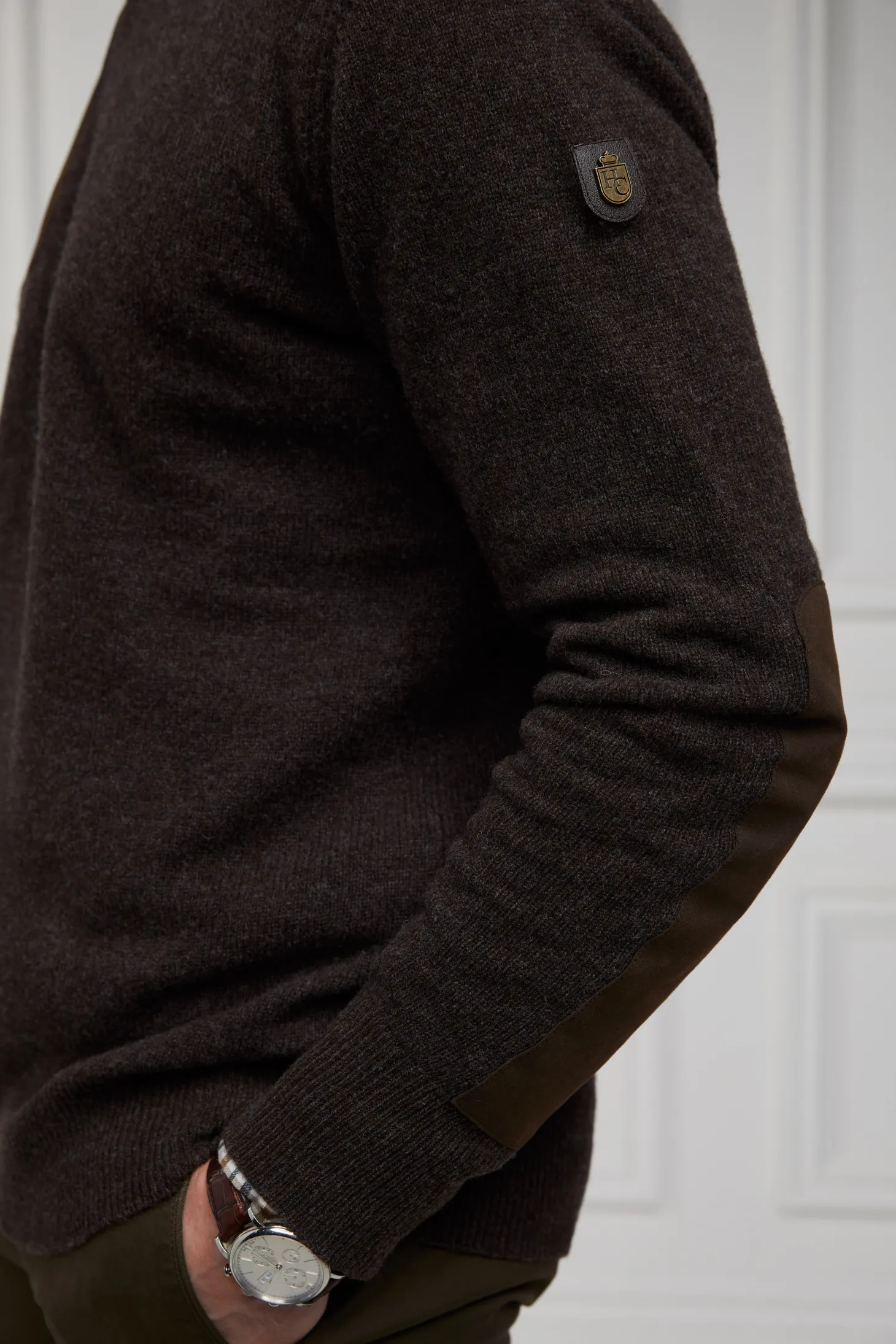 Country Crew Neck Knit (Chocolate)