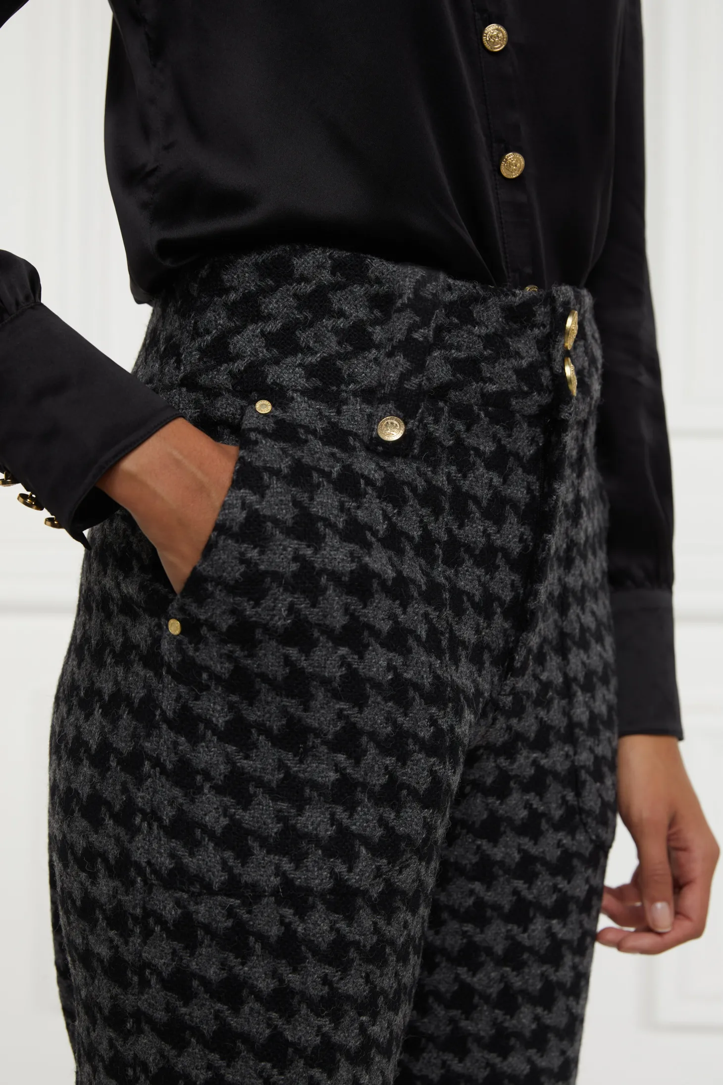 High Waisted Straight Trouser (Large Scale Charcoal Houndstooth)