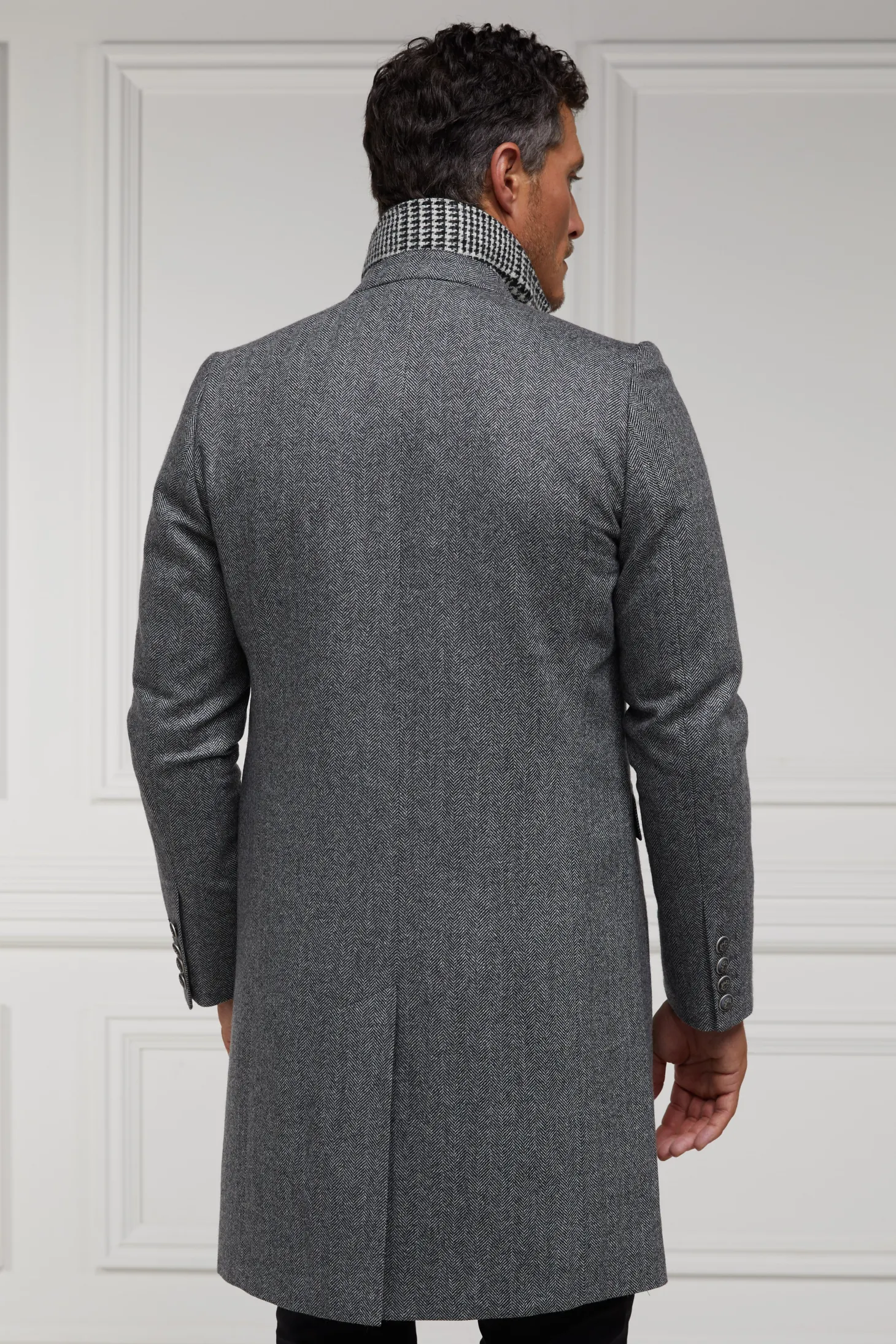 The Cheltenham Coat (Mono Herringbone)